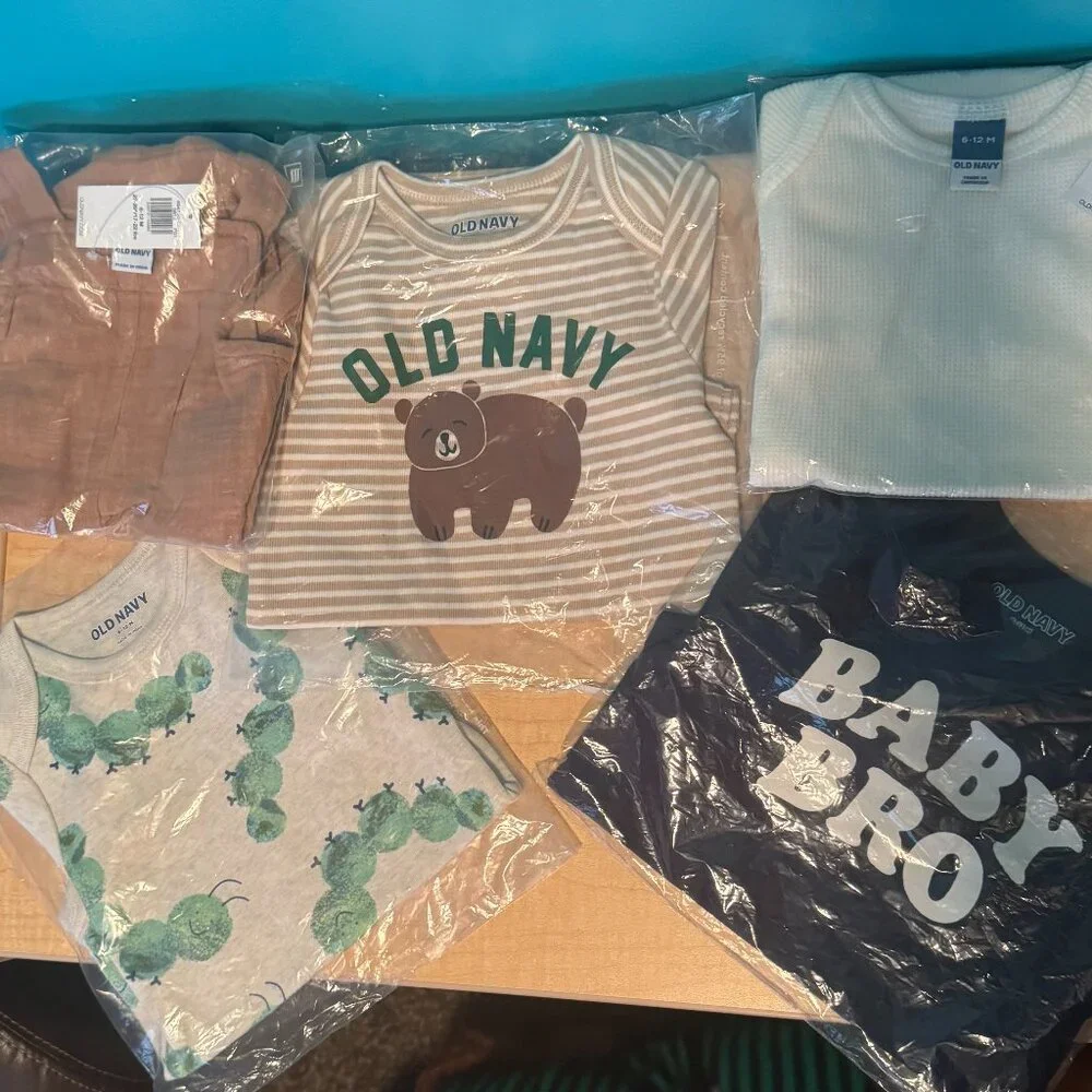 Old Navy NWT 6-12 month baby boy onesie bundle